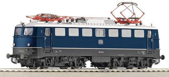 Electric locomotive BR 110.1<br /><a href='images/pictures/Roco/62493.jpg' target='_blank'>Full size image</a>